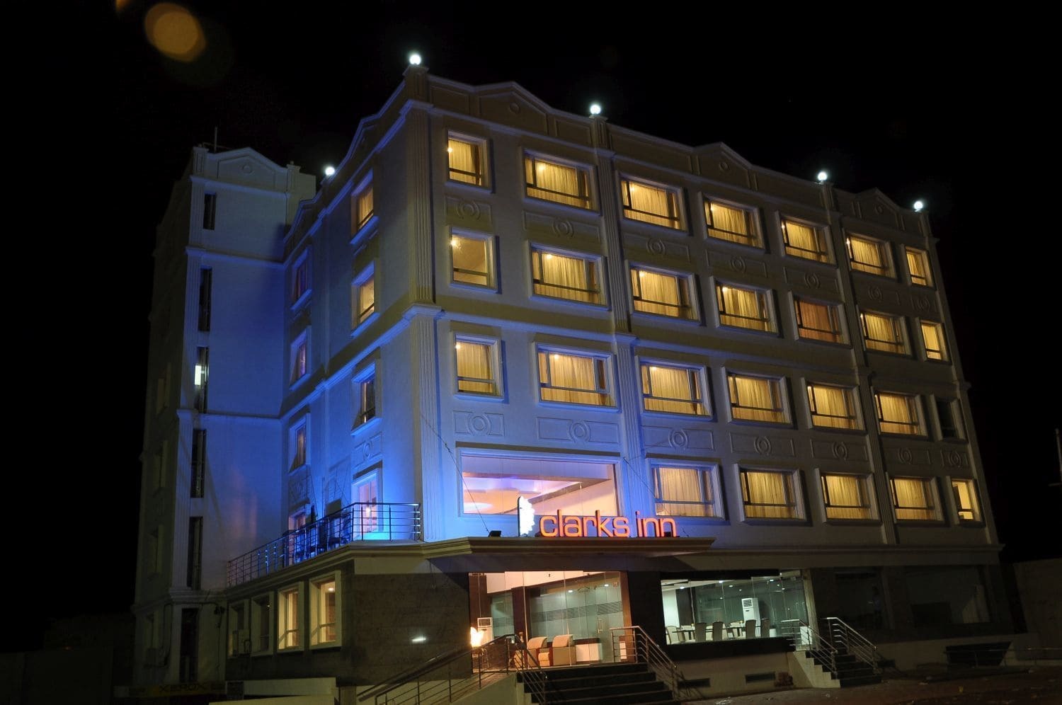 Grand Clarks Inn Badami Extérieur photo